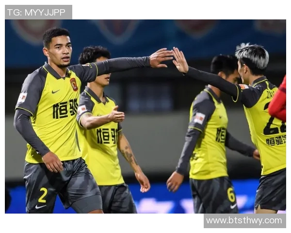 广州篮球队个人能力揭秘:明星球员的成长与技战术分析 广州篮球队个人能力揭秘:明星球员的成长与技战术分析